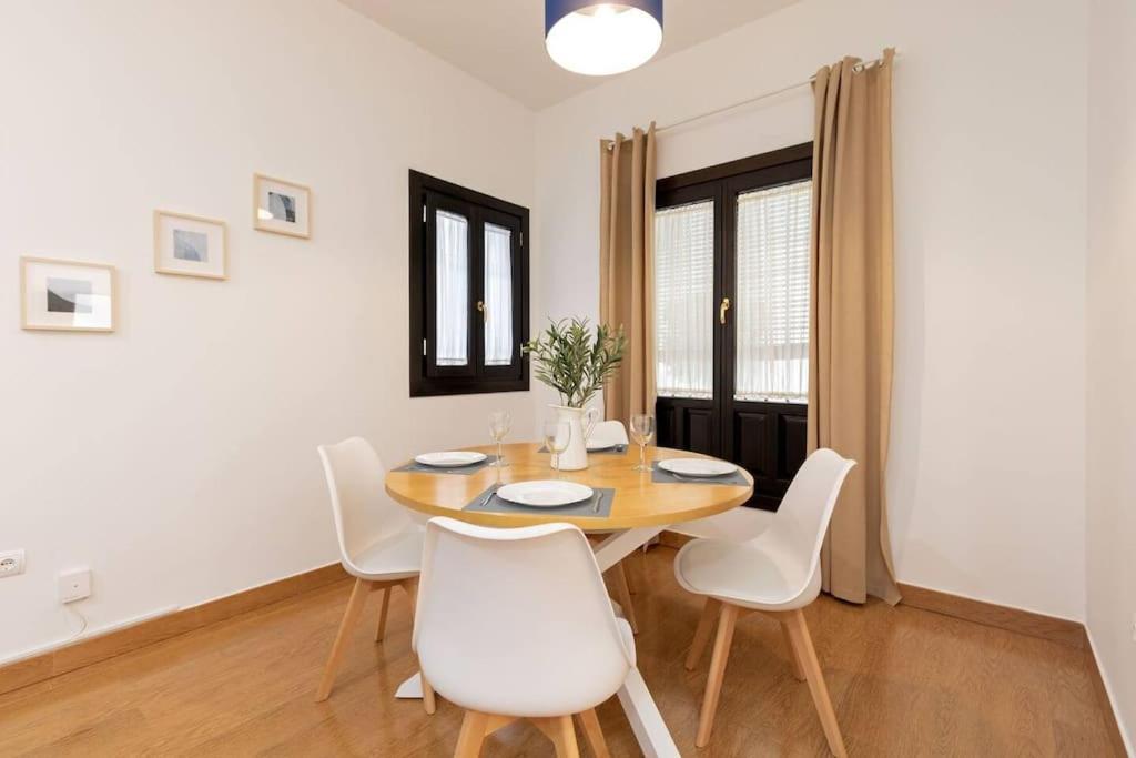 Jdcbi - Peaceful Lovely Apartment In City Center Seville Exterior photo
